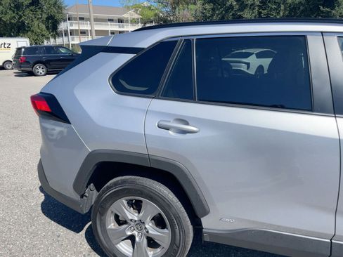 Used 2025 Toyota RAV4 LE image 12