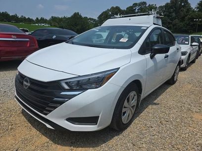 Used 2025 Nissan Versa S w/ Trunk Package