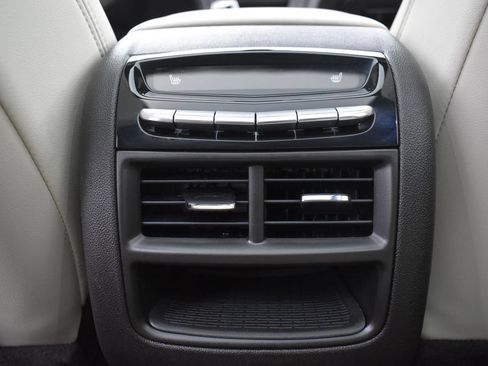 Used 2023 Cadillac XT5 Sportv w/ Technology Package AWD/4WD image 30