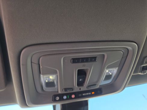 Used 2022 GMC Sierra 3500 Denali image 21