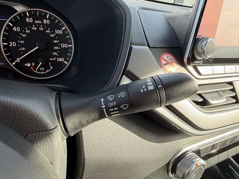 Used 2024 Nissan Altima 2.5 SR image 24