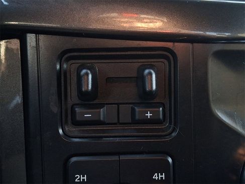 Used 2022 Ford F150 XLT w/ Equipment Group 302A High image 25