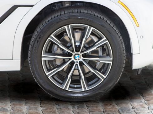 Used 2023 BMW X6 xDrive40i w/ M Sport Package image 44