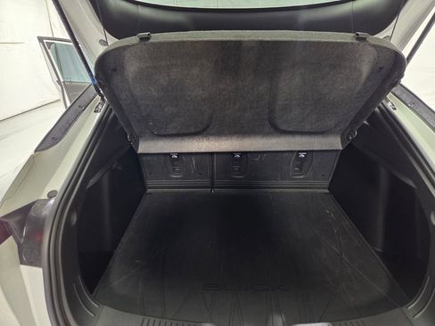 Used 2024 Buick Envista Sport Touring w/ Convenience I Package FWD image 23