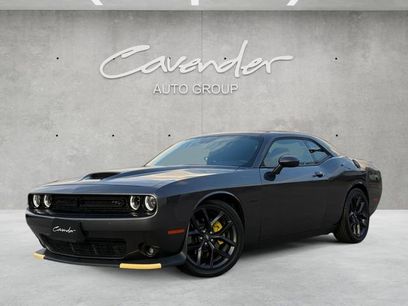 Used 2022 Dodge Challenger R/T w/ Blacktop Package