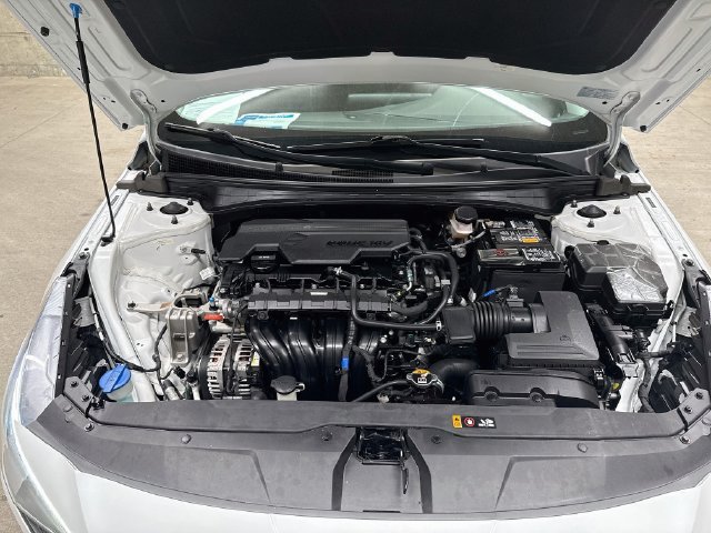 Used 2021 Hyundai Elantra SEL FWD image 29