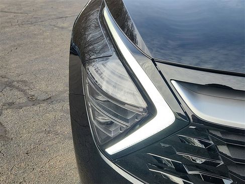 Certified 2025 Kia Sportage EX image 9