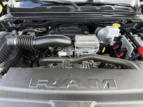 Used 2022 RAM 1500 Limited w/ Body Color Bumper Group image 33
