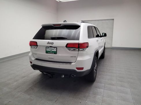 Used 2022 Jeep Grand Cherokee Limited image 7