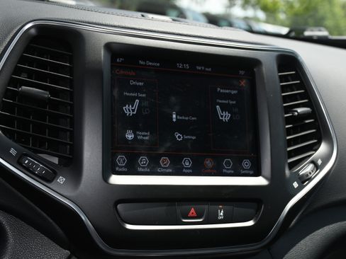 Used 2022 Jeep Cherokee Latitude Lux AWD/4WD image 14