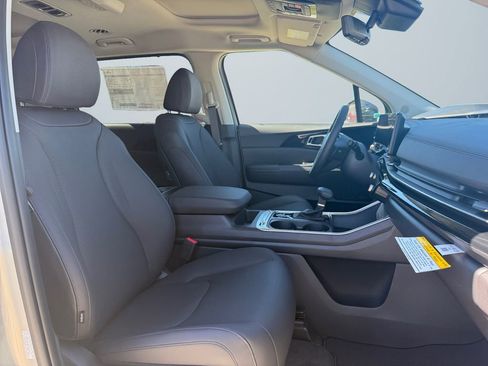 New 2026 Kia Carnival SX Prestige image 15