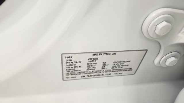 Used 2026 Tesla Model Y 2WD image 71