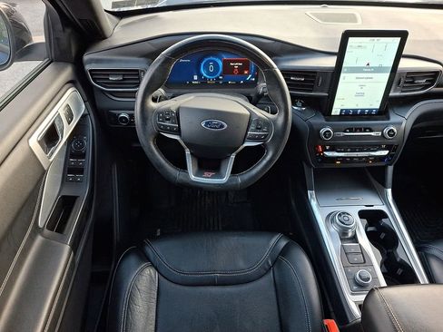 Used 2020 Ford Explorer ST w/ Premium Technology Package image 11