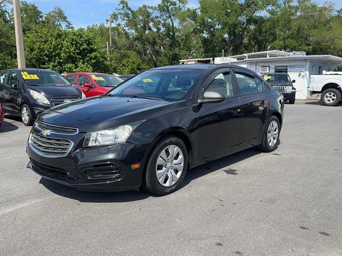 Used 2016 Chevrolet Cruze LS image 3