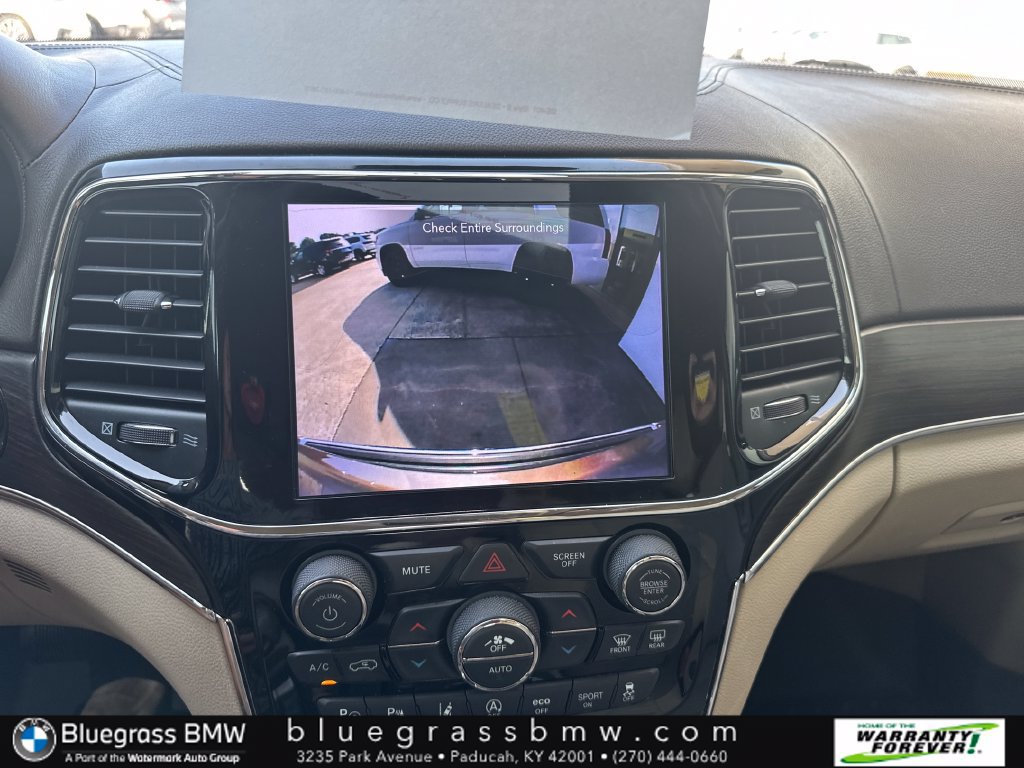 Used 2020 Jeep Grand Cherokee Overland AWD/4WD image 19