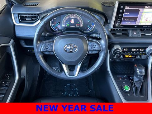 Used 2019 Toyota RAV4 XSE image 15