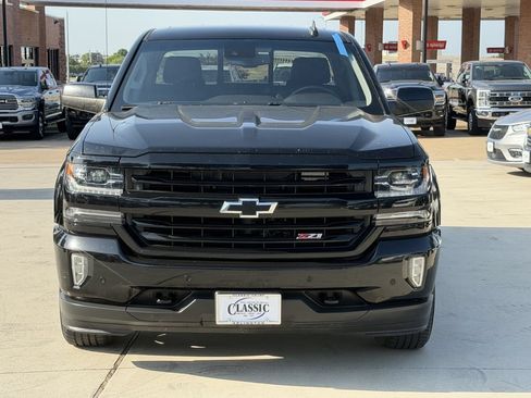 Used 2018 Chevrolet Silverado 1500 LTZ Z71 w/ LTZ Plus Package AWD/4WD image 9