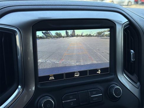 Used 2021 Chevrolet Silverado 1500 LT Trail Boss w/ Convenience Package II image 13