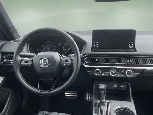 Used 2024 Honda Civic Sport image 14