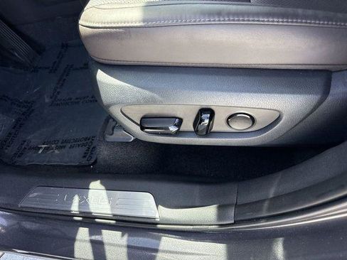 Certified 2025 Lexus TX 350 FWD w/ Technology Package image 12