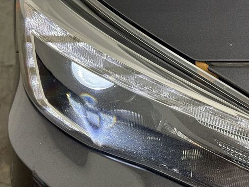 Used 2019 Subaru Crosstrek 2.0i Limited w/ Moonroof Package w/Navigation image 37