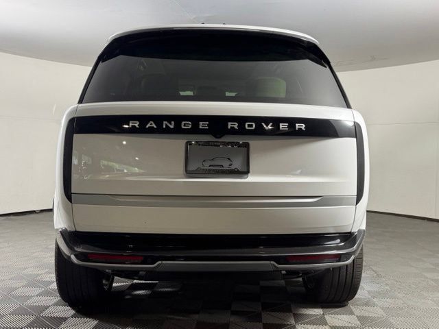 Used 2025 Land Rover Range Rover Long Wheelbase Autobiography AWD/4WD image 7