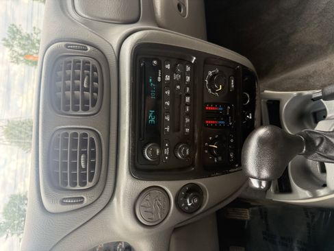 Used 2003 Chevrolet TrailBlazer LS w/ Preferred Equipment Group RWD image 14