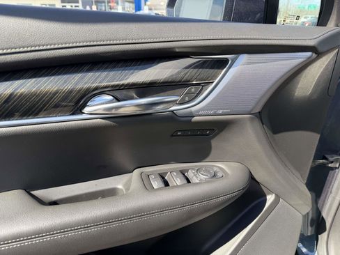 Used 2020 Cadillac XT6 Premium Luxury FWD image 22