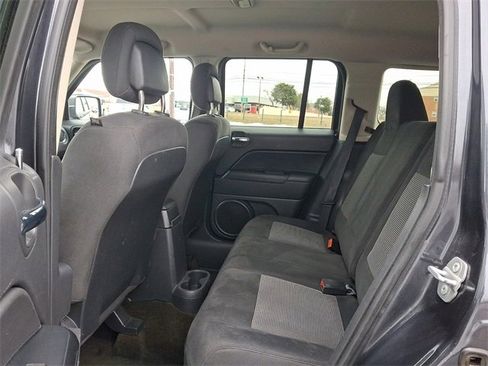 Used 2016 Jeep Patriot Sport w/ Power Value Group image 10