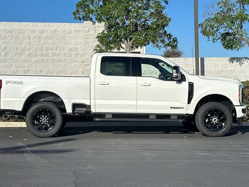 New 2026 Ford F250 Lariat w/ Black Appearance Package image 3