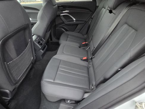 Used 2025 Audi Q5 Premium Plus w/ Premium Plus image 6