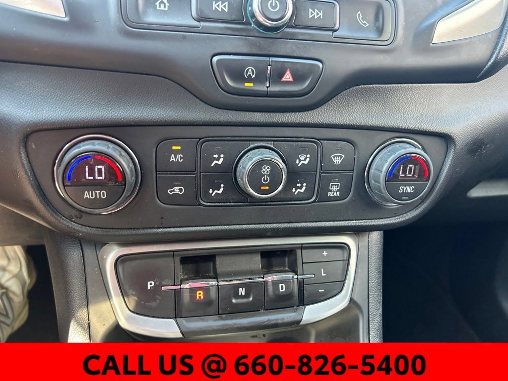 Used 2022 GMC Terrain SLE w/ Driver Convenience Package FWD image 16
