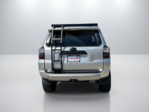 Used 2021 Toyota 4Runner TRD Off-Road Premium image 6