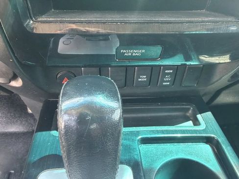 Used 2014 Nissan Titan SV w/ SV Value Truck Package AWD/4WD image 18