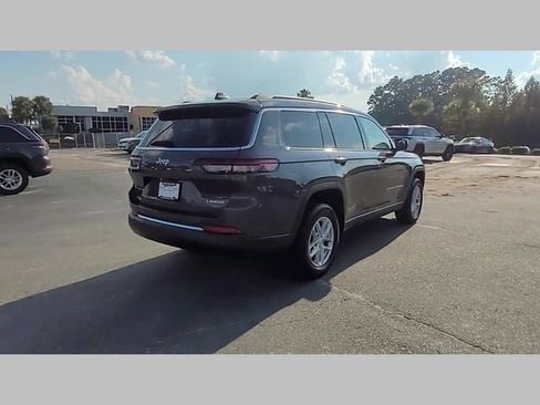 New 2025 Jeep Grand Cherokee L Laredo w/ Luxury Tech Group I image 32