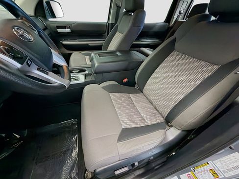 Used 2018 Toyota Tundra SR5 w/ TRD Off Road Package image 11