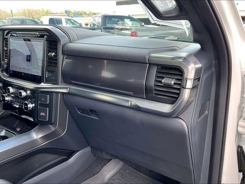 Used 2025 Ford F150 Lariat w/ Equipment Group 502A High AWD/4WD image 16