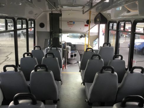 Used 2016 Ford E-450 and Econoline 450 Super Duty w/ Shuttle Bus Prep Package image 7