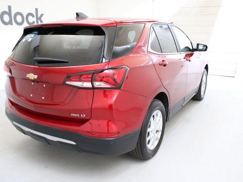Used 2024 Chevrolet Equinox LT w/ LPO, Floor Liner Package AWD/4WD image 8