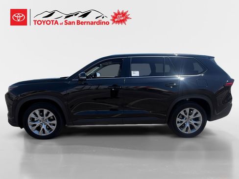 New 2026 Toyota Grand Highlander Limited image 2