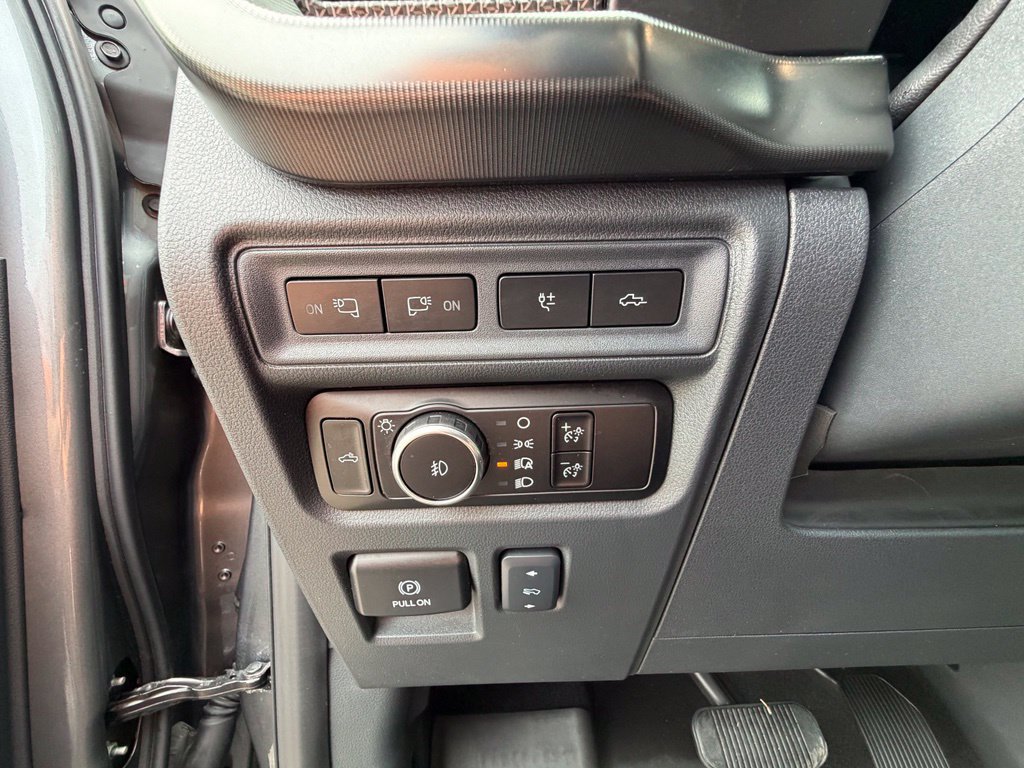 Used 2024 Ford F150 Raptor AWD/4WD image 4