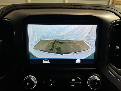 Used 2022 GMC Sierra 3500 SLE w/ SLE Convenience Package AWD/4WD image 22