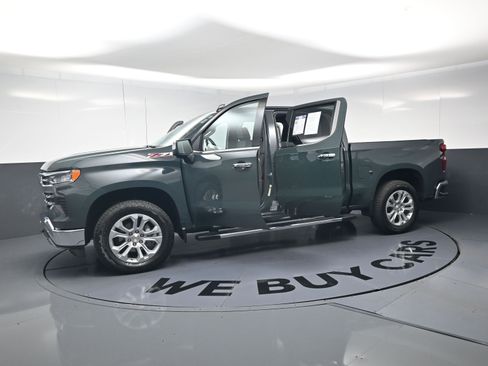 Used 2025 Chevrolet Silverado 1500 LTZ w/ LTZ Premium Package image 23