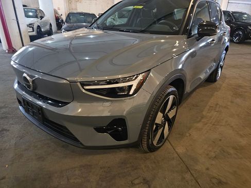 Certified 2023 Volvo XC40 Recharge Ultimate AWD/4WD image 1