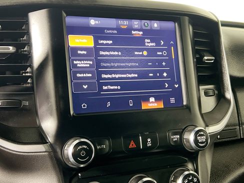 Used 2024 RAM 3500 Big Horn image 28