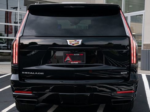 Used 2025 Cadillac Escalade Sport Platinum AWD/4WD image 16