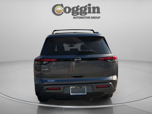 New 2026 Nissan Pathfinder SL FWD image 4