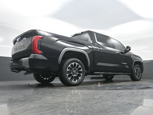 Used 2025 Toyota Tundra Limited image 31