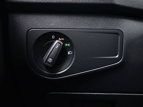 Used 2022 Volkswagen Tiguan S image 15