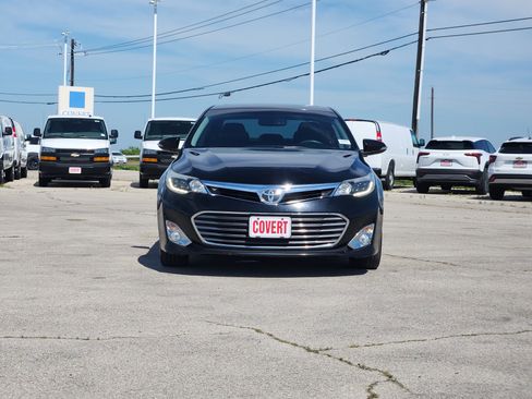 Used 2015 Toyota Avalon XLE Touring Sport Edition FWD image 2